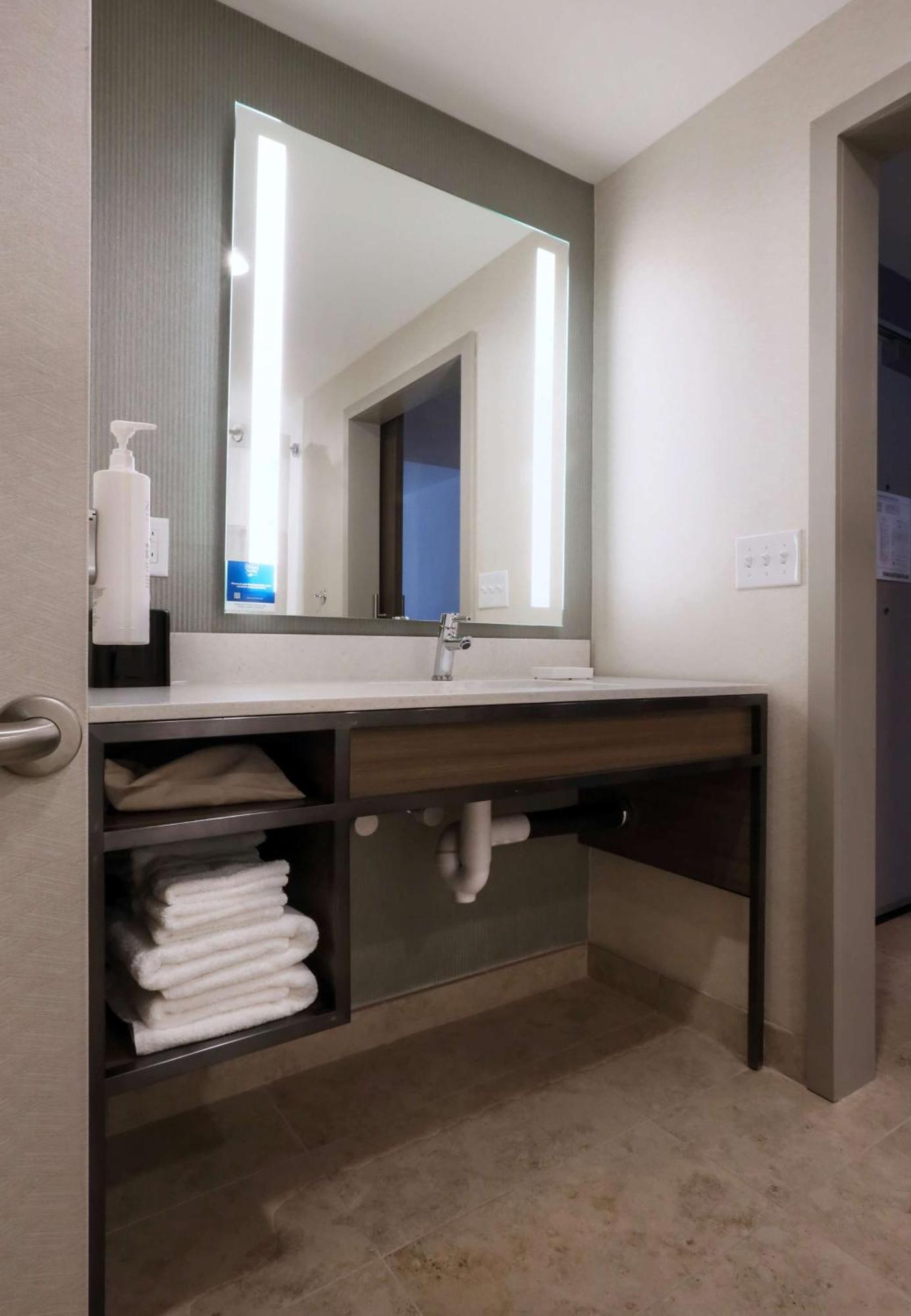 Hilton Garden Inn Bel Air, Md Buitenkant foto